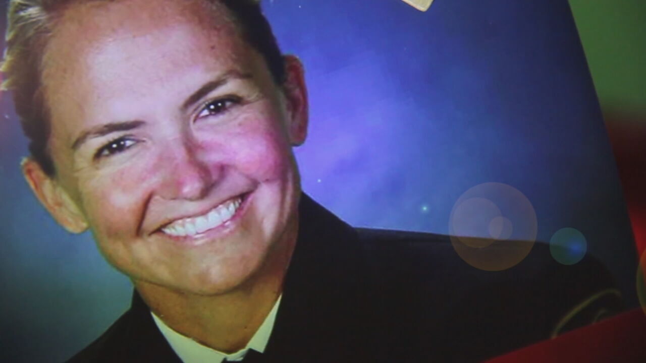 Pleasure Ridge Park High School to name court in memory of Lesley Prather